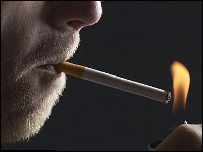 男人吸煙易風濕關節炎