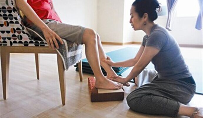 適度跷二郎腿能護膝？骨性關節炎疼痛怎麼緩解