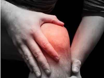 膝關節炎的症狀有哪些表現 高鈣食品應對膝關節炎