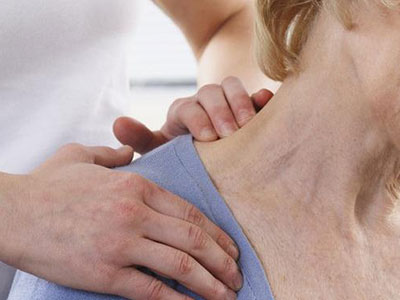 40歲以上女性的肩周炎治療方法