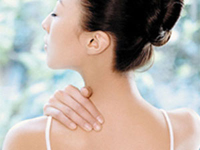 有車族常肩部疼痛可能是患上肩周炎了