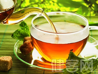 每天喝兩杯綠茶可以強壯骨骼