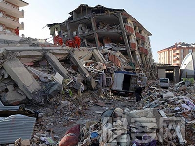 地震現場骨折怎樣救治？