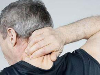 擔心骨刺長在頸椎 老年骨質增生危害大