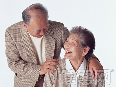 中老年人治療骨質增生應分別對待