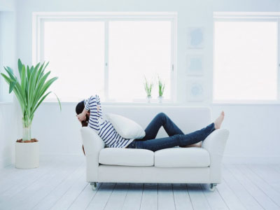沙發過軟易導致腰肌勞損