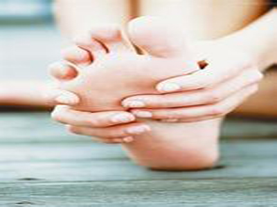 大母腳趾痛風的症狀有哪些呢？