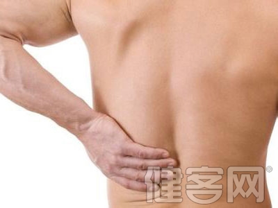患了腰肌勞損會表現出腰部無力的症狀