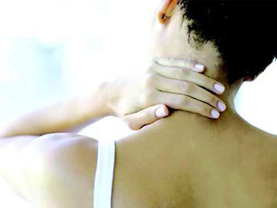 頸肩痛可能是頸椎失穩