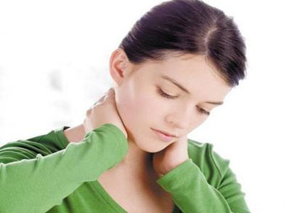 外傷是頸椎病發生的直接因素