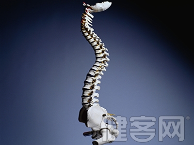 脊柱側彎不可小觑 預防方法有講究