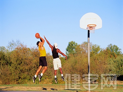 打籃球可以預防骨質疏松