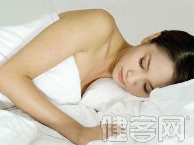 選擇合適的枕頭有利於預防頸椎病
