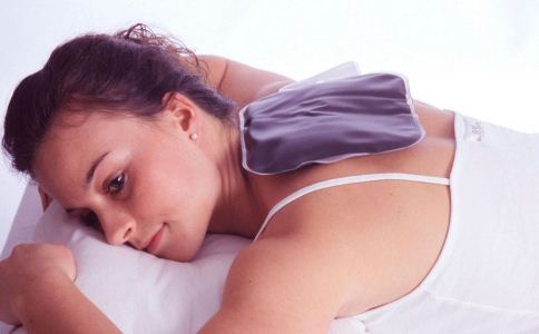 落枕幾天能好 如何治療落枕 落枕的治療方法