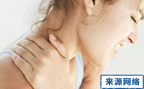 頸椎病的症狀 頸椎病自我治療方法 頸椎病的治療方法