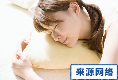 落枕的原因 落枕與頸椎病的關系 引起落枕的原因